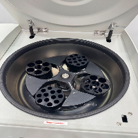 Sigma  Refrigerated Centrifuge image 3